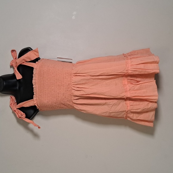 Black Tape Cotton Smocked Babydoll Dress in Coral Cloud SM - Picture 3 of 11
